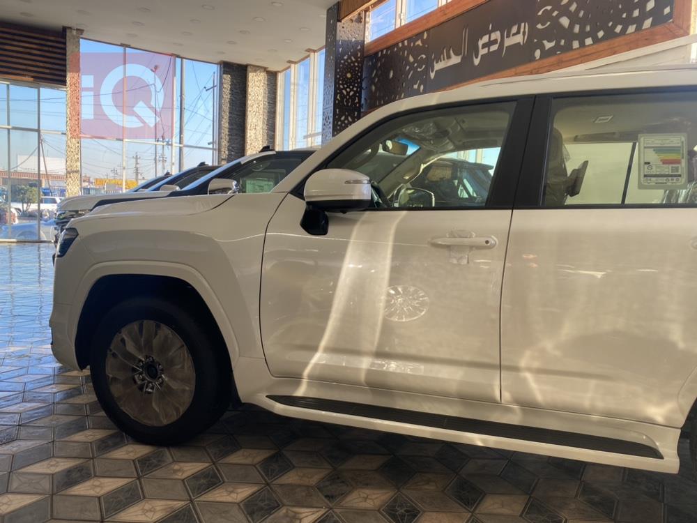 تويوتا لاندكروزر